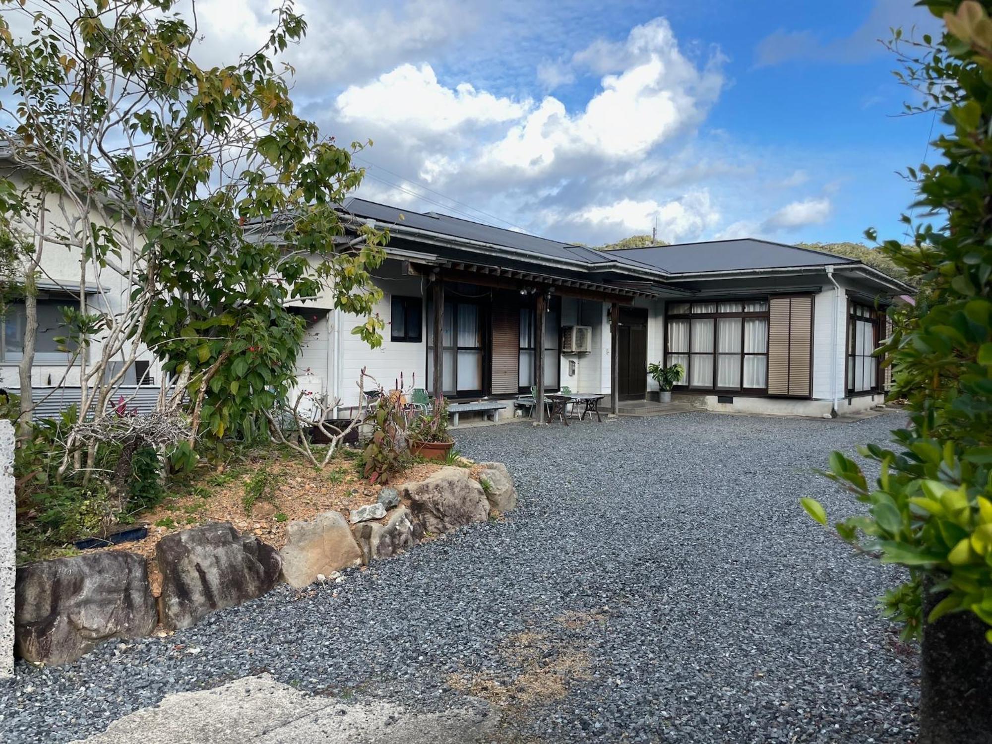 島の民泊 天川 -てぃんご- Tingo Japanese Kominka Stay Tatsugo Екстериор снимка